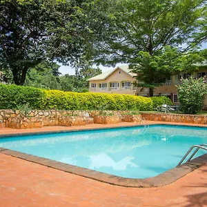 ** Hotel Safari Uganda